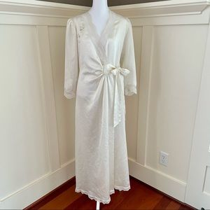 Vintage Lucie Ann Ivory Lingerie Robe - petite small